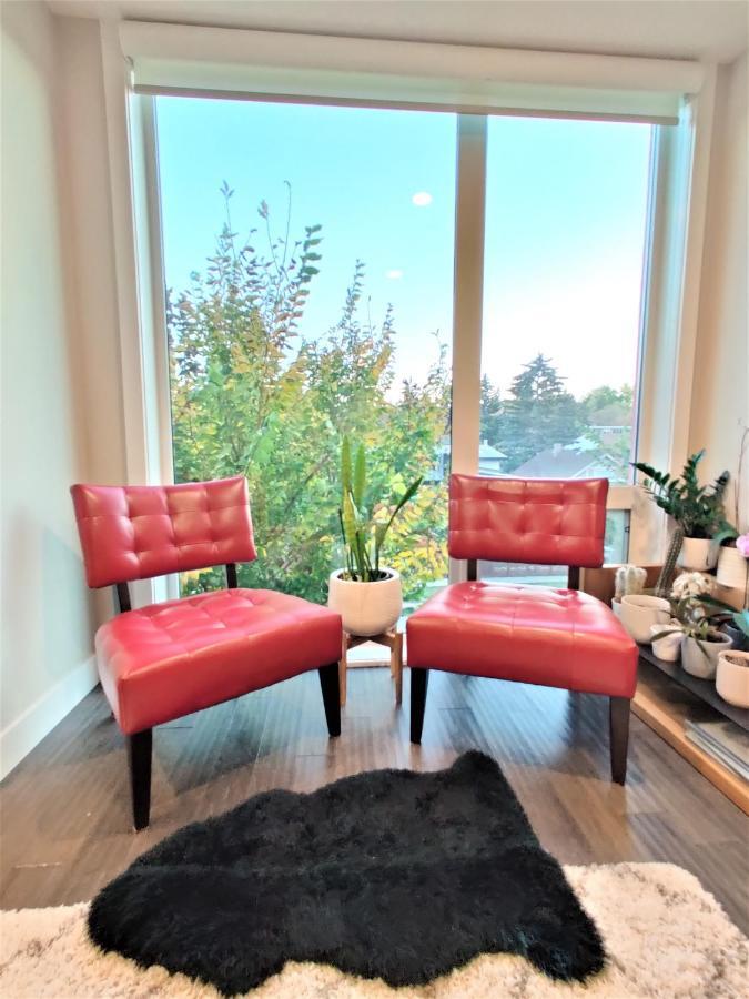 Monki Di Executive Suites - Glas - Luxury Inner City Home 3 Min To Downtown W Private Rooftop Patio Fireplace YYC Exteriör bild